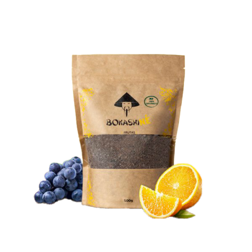 Embalagem de 500g do adubo orgânico Bokashi Né, desenvolvido para nutrição e fortalecimento de árvores frutíferas.